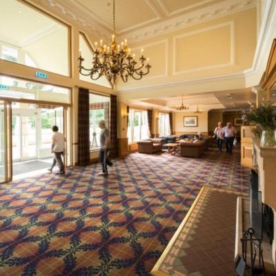 Loch Tummel Hotel Tummel Bridge Exterior photo